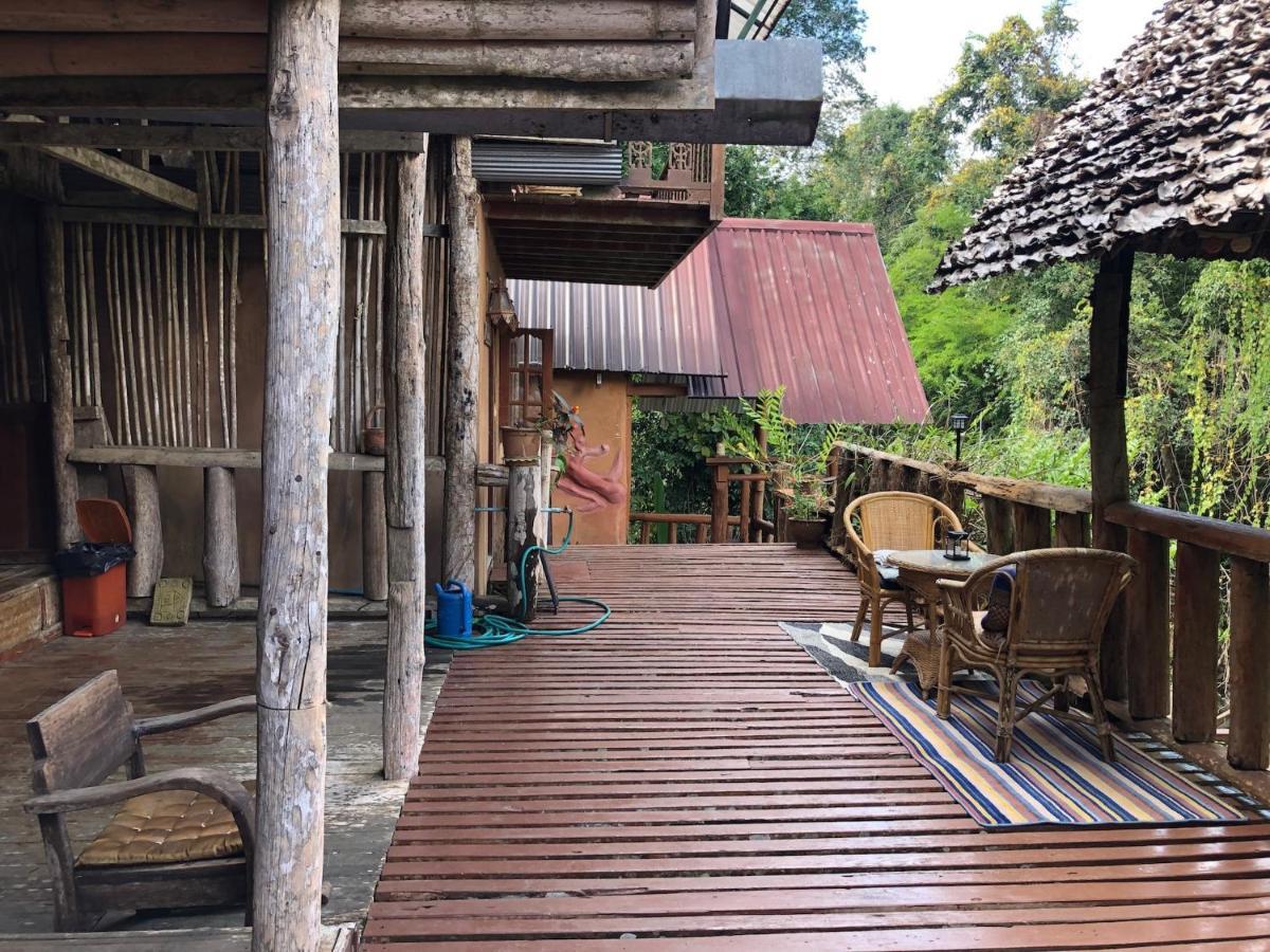 Aerie Lodge Pang Mapha Exterior photo