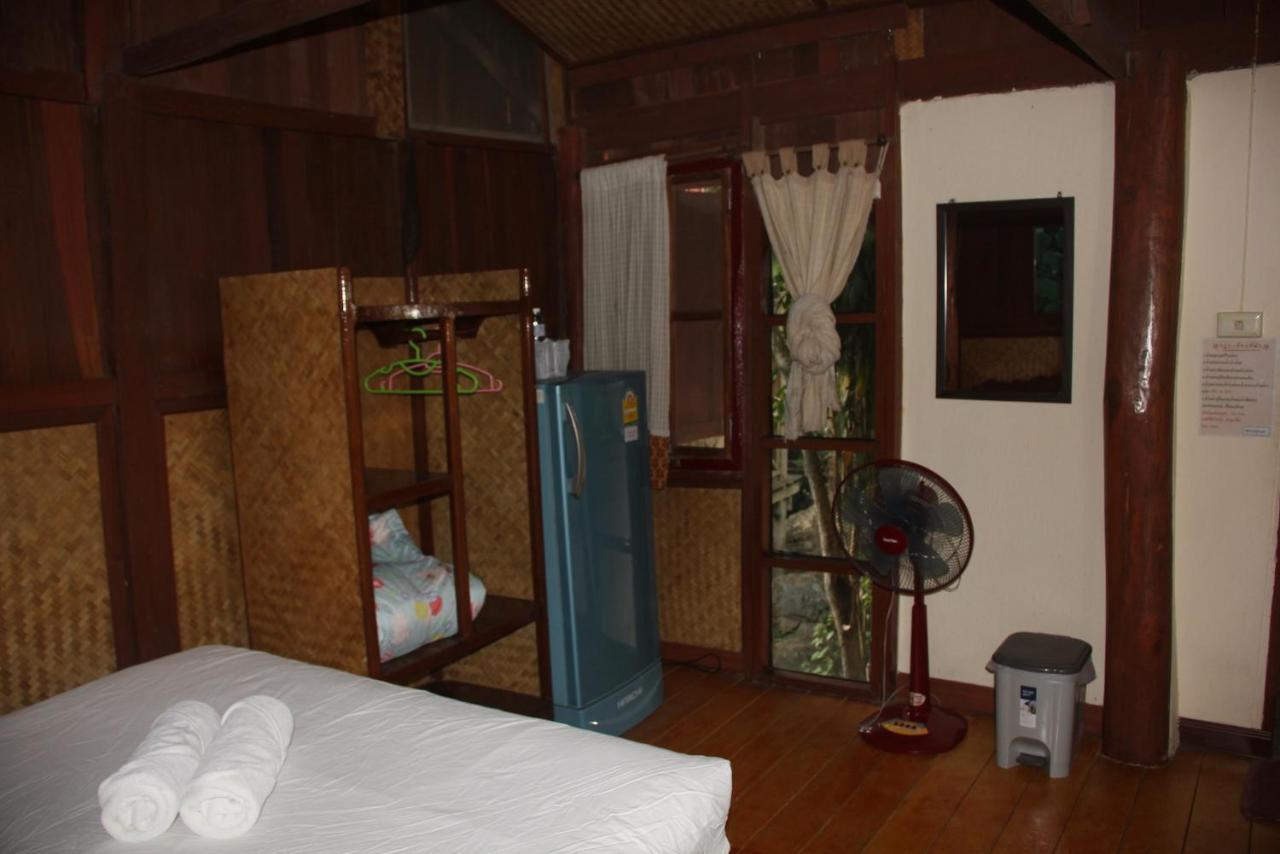 Aerie Lodge Pang Mapha Exterior photo