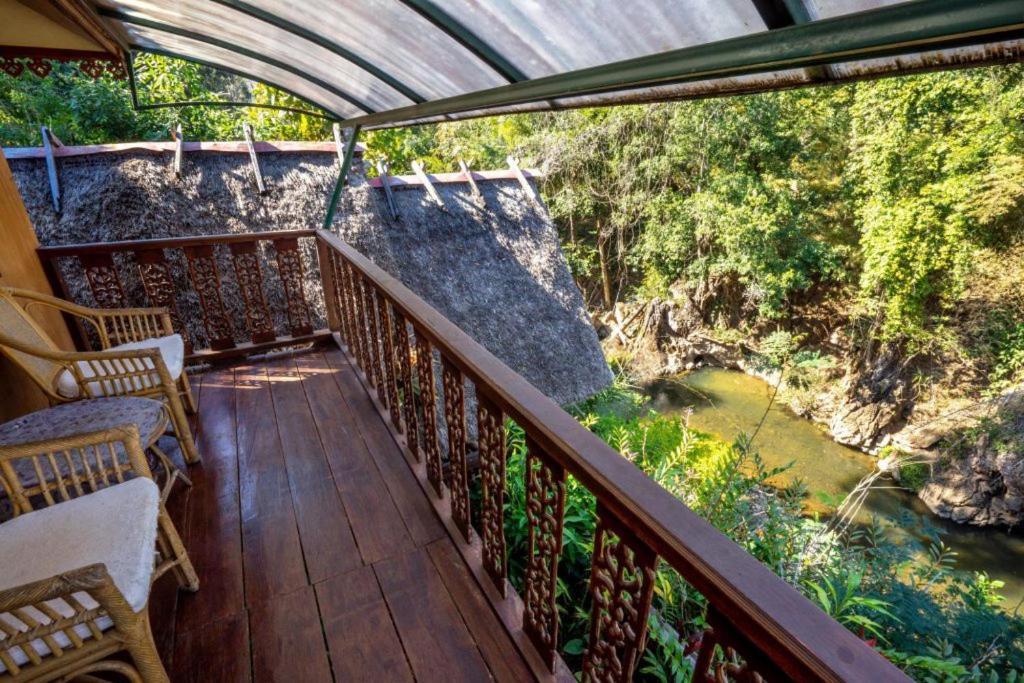 Aerie Lodge Pang Mapha Exterior photo